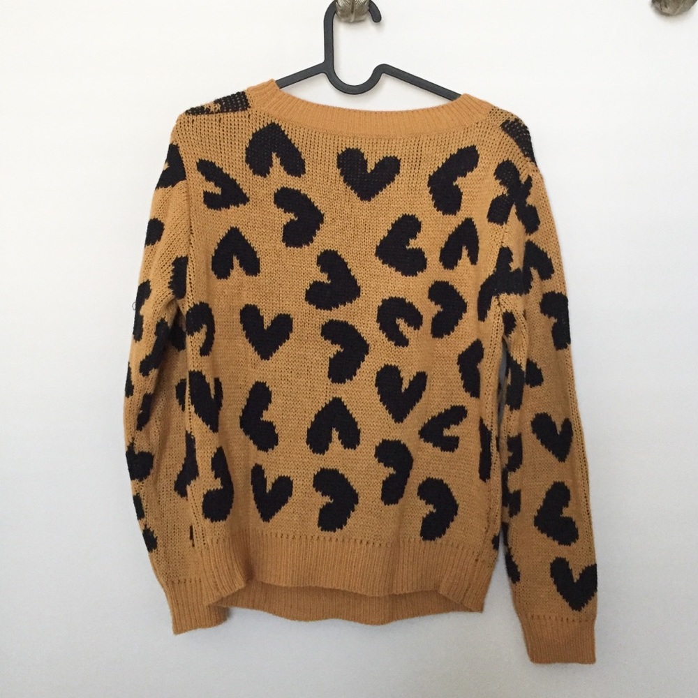 Sweater - Picture 2 of 5